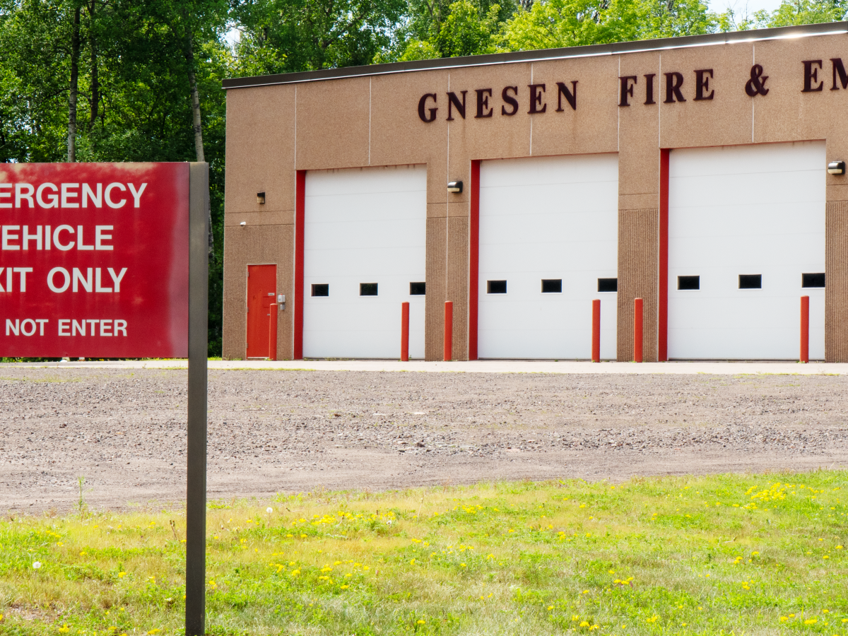 Car in Rice Lake Road crash had 65 empty Liquor Bottles, child inside –&nbsp;Charges